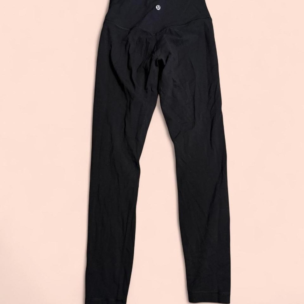 Black high-waisted skinny Lululemon leggings WOMEN SIZE S‎